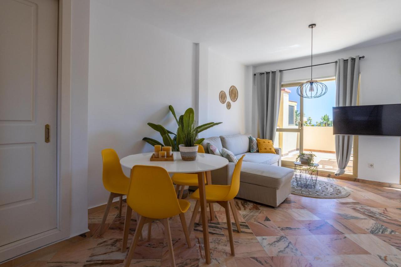 Oleholidays 225 Romana Playa Junto Al Mar * Marbellac