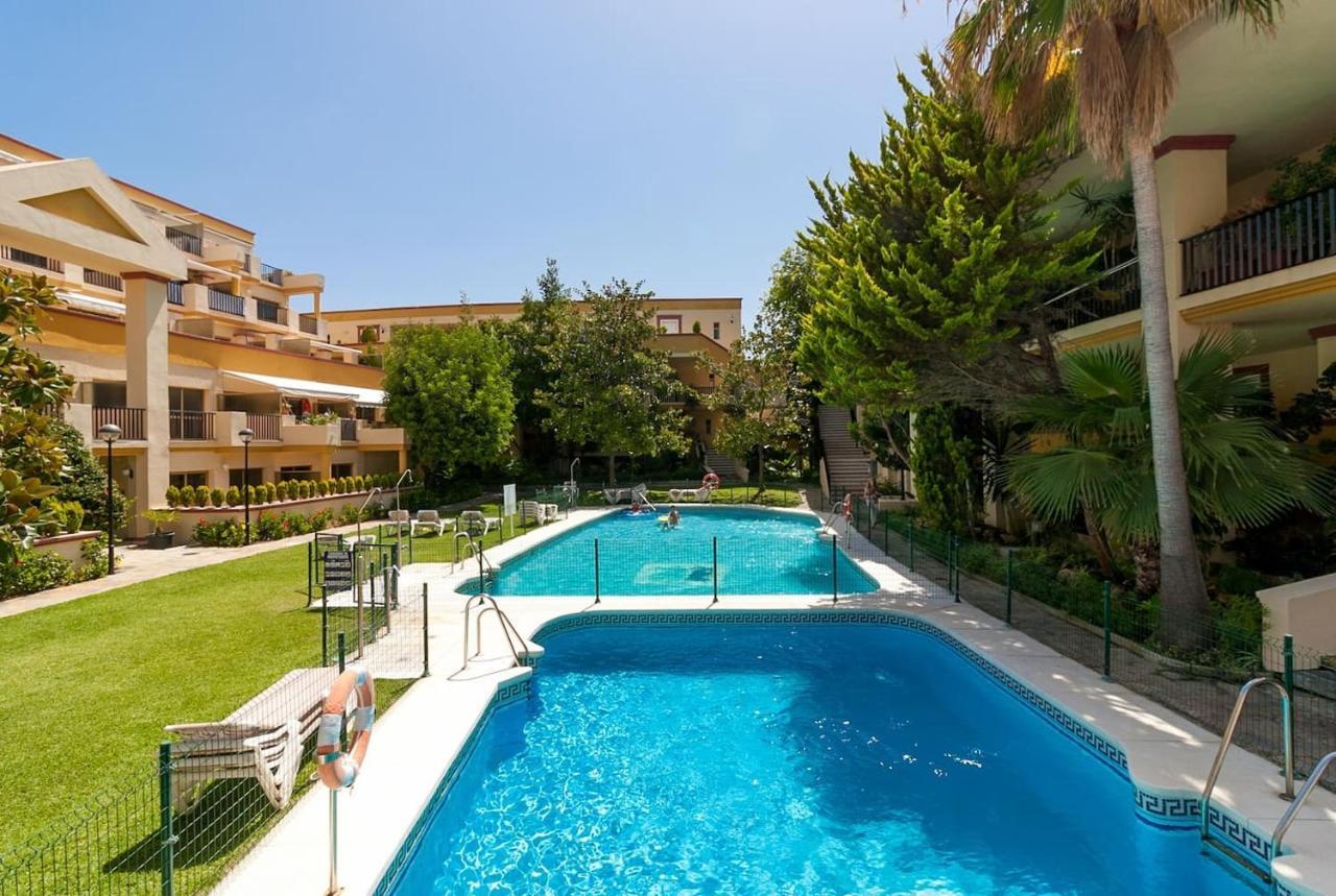Oleholidays 225 Romana Playa Junto Al Mar Appartement Marbellac